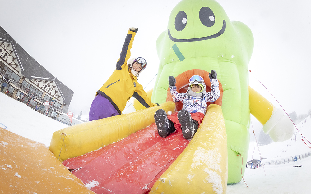 キッズパーク無料！そり遊びや雪遊びが毎日タダで楽しめるスノー 